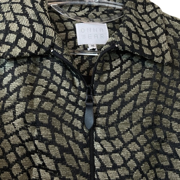 Onna Wear Tapestry Knit Cropped Faux Leather Pull Zip Jacket Taupe Black Size M - Picture 4 of 8